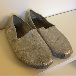 silver iridescent glitter women's classics
